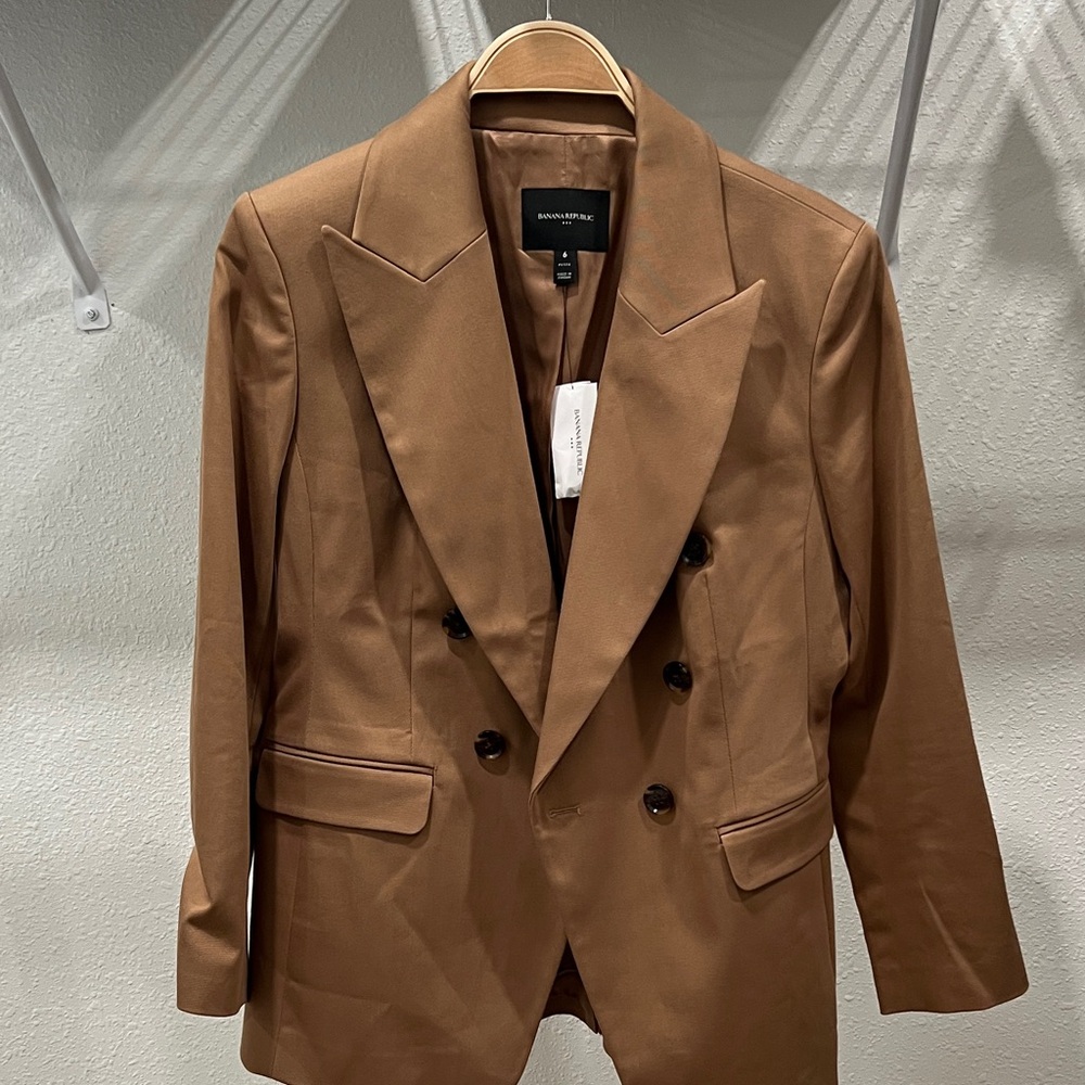 Banana Republic with tags Caramel Double-Breasted Blazer - Size 6 Petite
